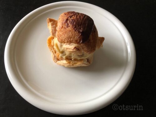 六花亭10月おやつ屋さんシュークリームとシフォンケーキ他 オツリナブログ 六花亭10月おやつ屋さんシュークリームとシフォンケーキ他 オツリナブログ