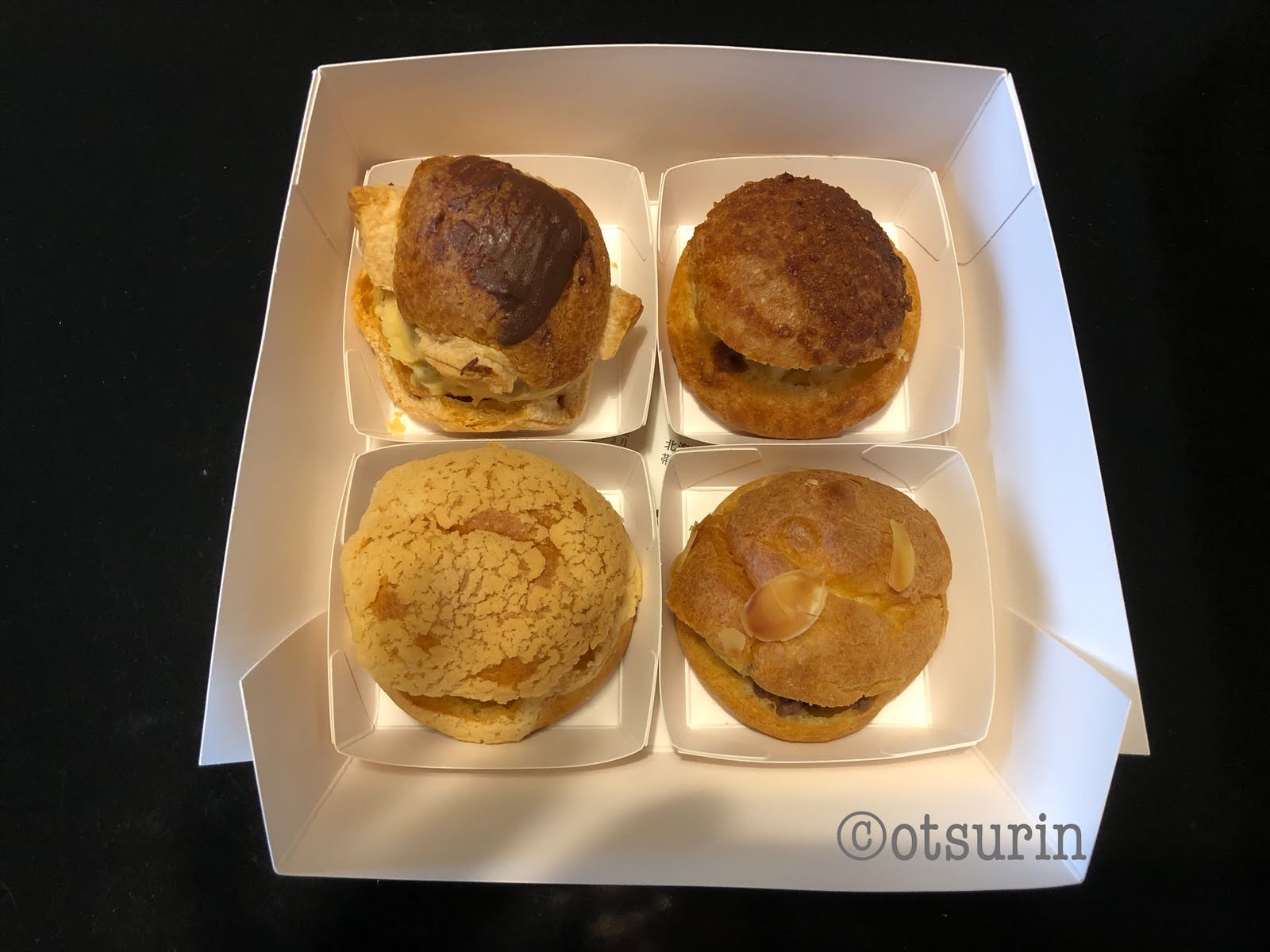 六花亭10月おやつ屋さんシュークリームとシフォンケーキ他 オツリナブログ