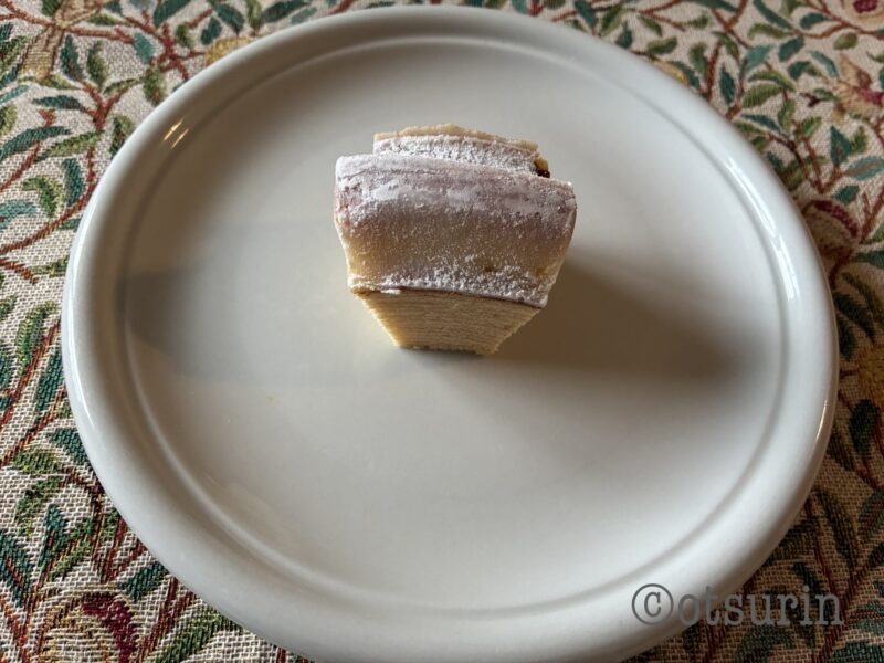 札幌農学校　酪農ミルクバウムクーヘン　断面